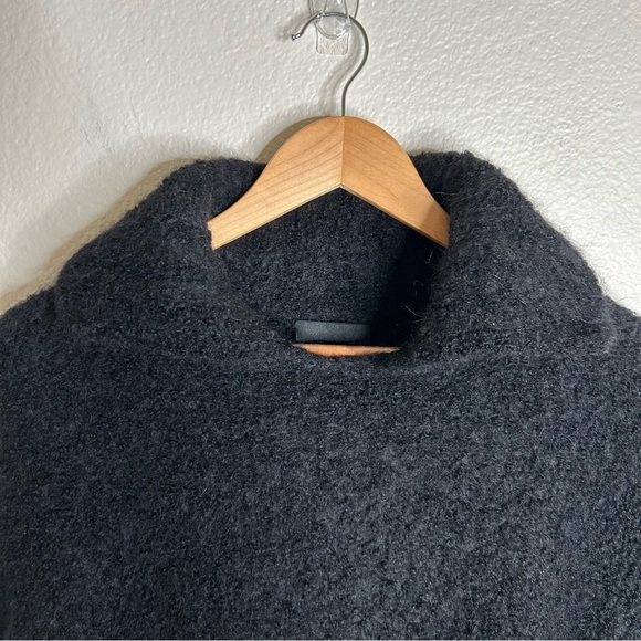 Smythe x Augden Handknit Split Collar Sweater Black Boucle medium - Picture 2 of 10
